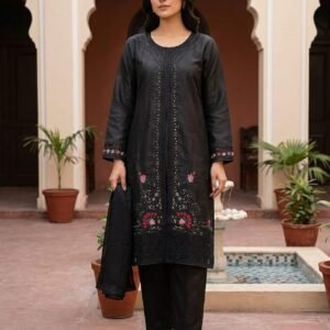 Onyx Elegance – 3 Piece Embroidered Lawn Suit