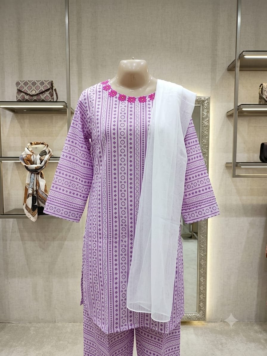 Lilac Grace – 3 Piece Printed Lawn Suit