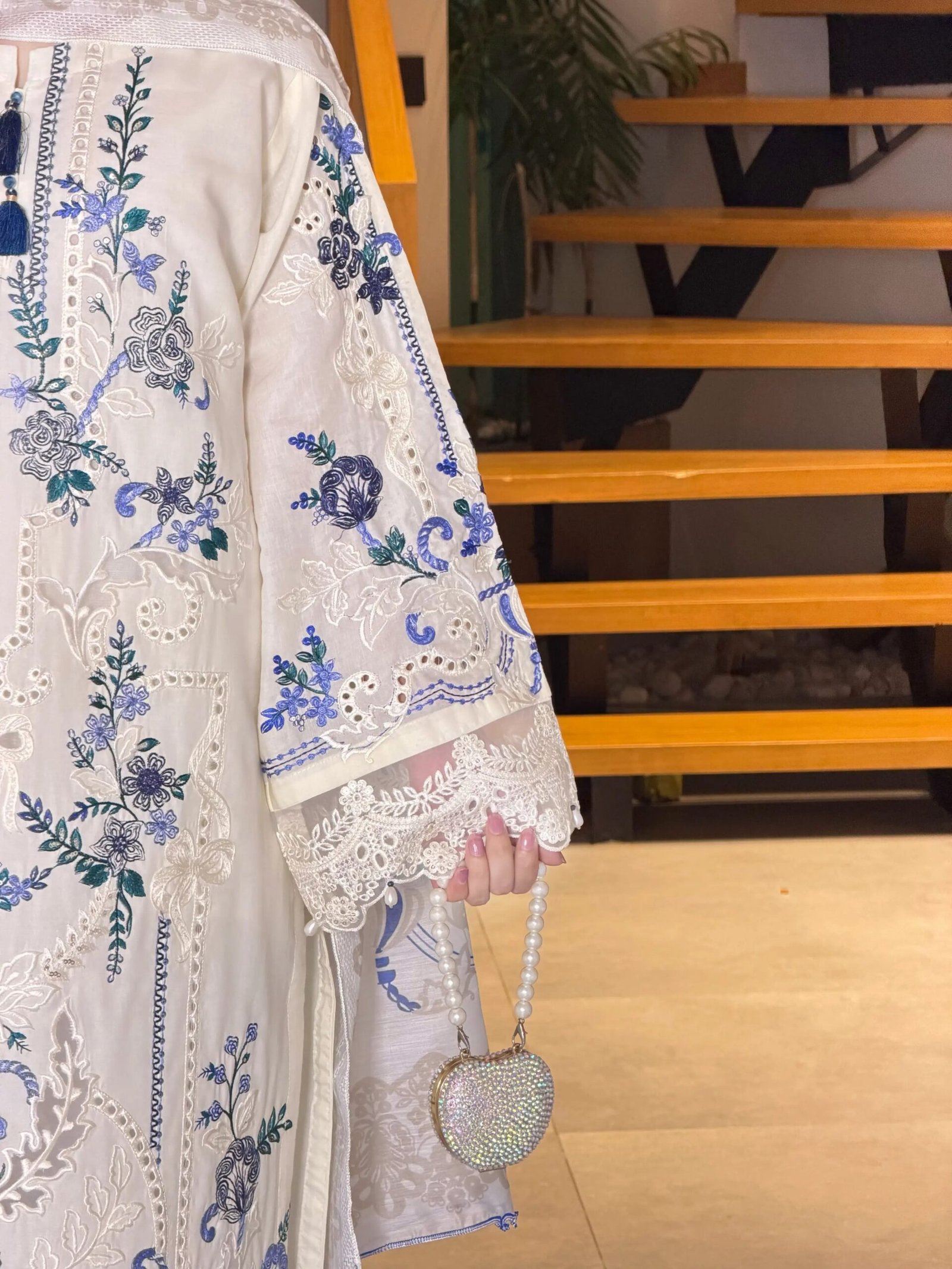 Zayra Ivory & Blue Fusion 3-Piece cotton Suit - Image 3